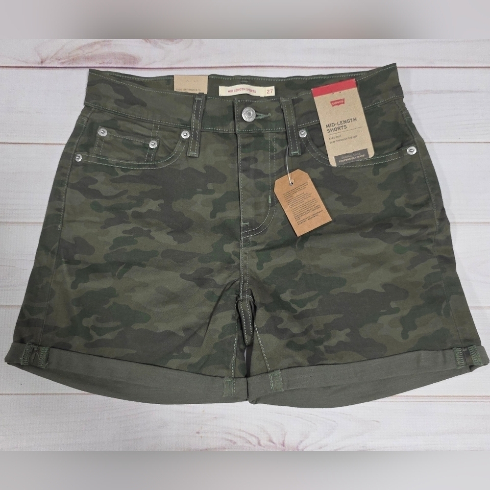 Levi’s Mid-Length Camo Denim Shorts Size 27 - New With Tags